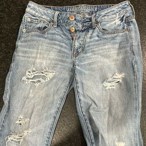 American Eagle Distressed Boy Crop Jeans Size 2